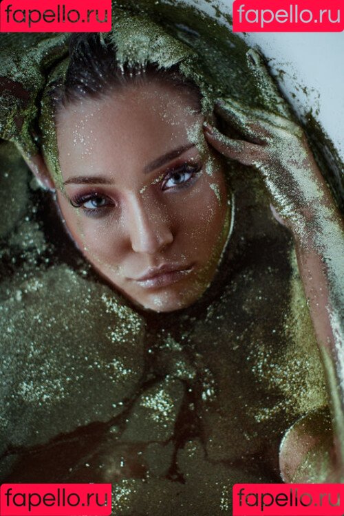 Alexandra Cohen Onlyfans Photo Gallery 