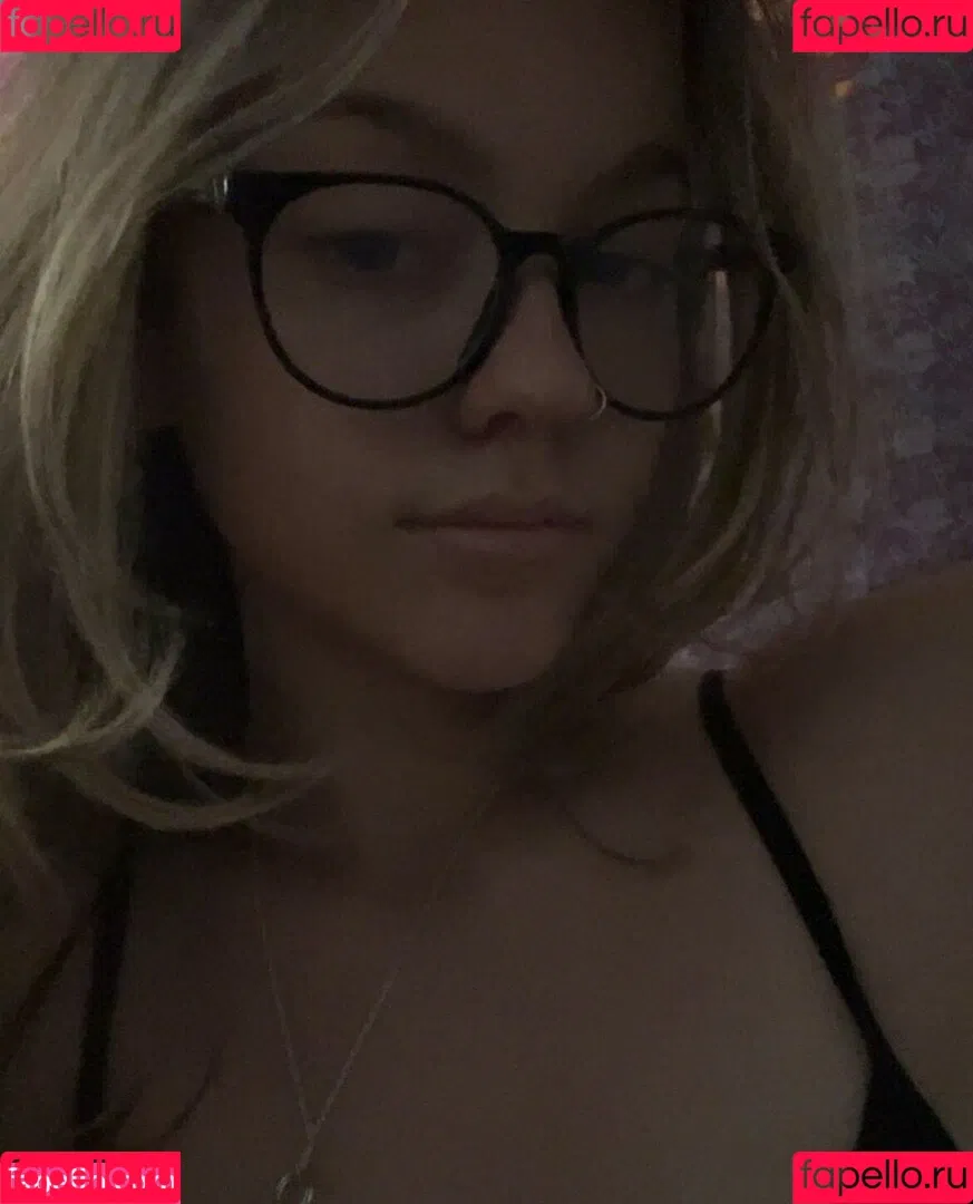 shay.lavigne Onlyfans Photo Gallery 