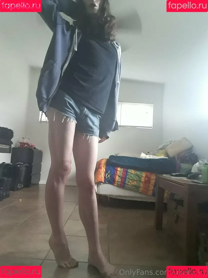 ukenicky Onlyfans Photo Gallery 