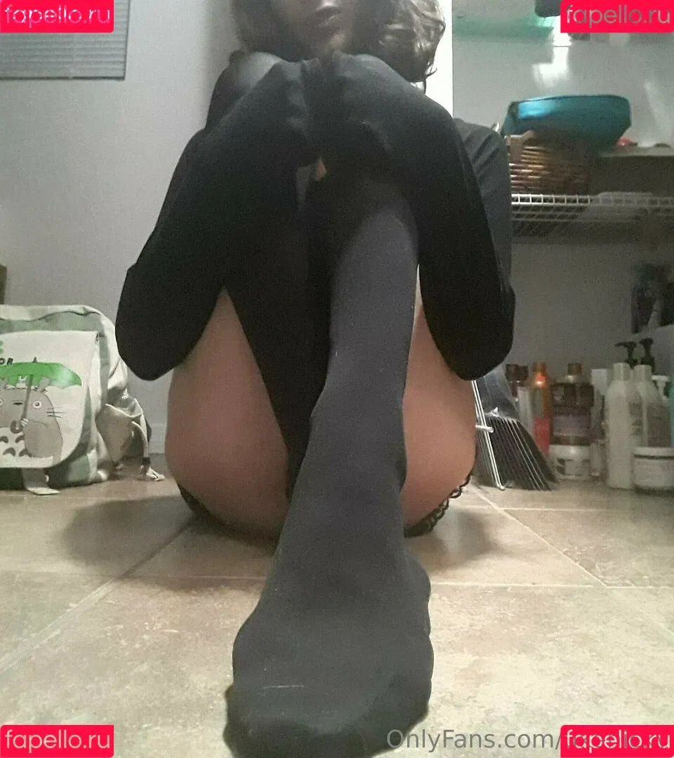 ukenicky Onlyfans Photo Gallery 