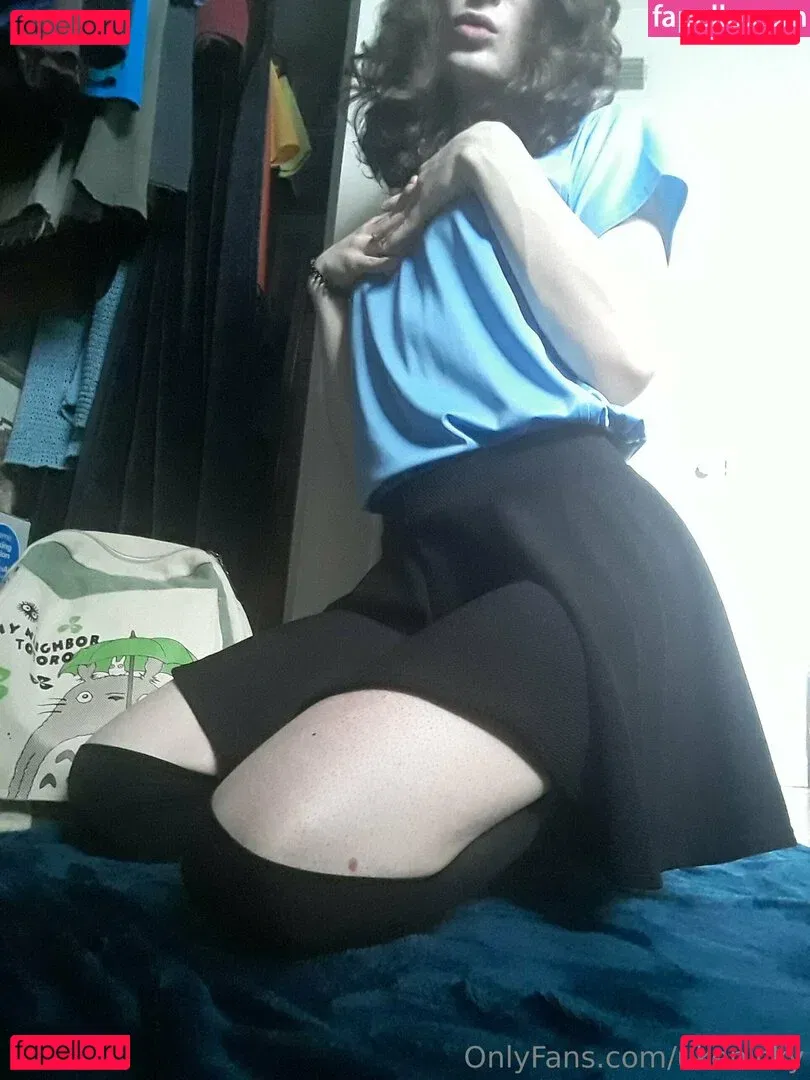 ukenicky Onlyfans Photo Gallery 