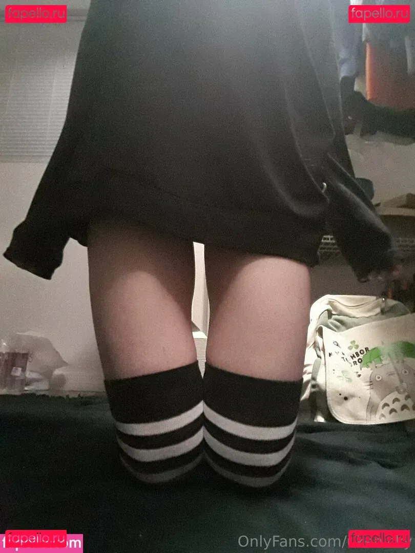 ukenicky Onlyfans Photo Gallery 