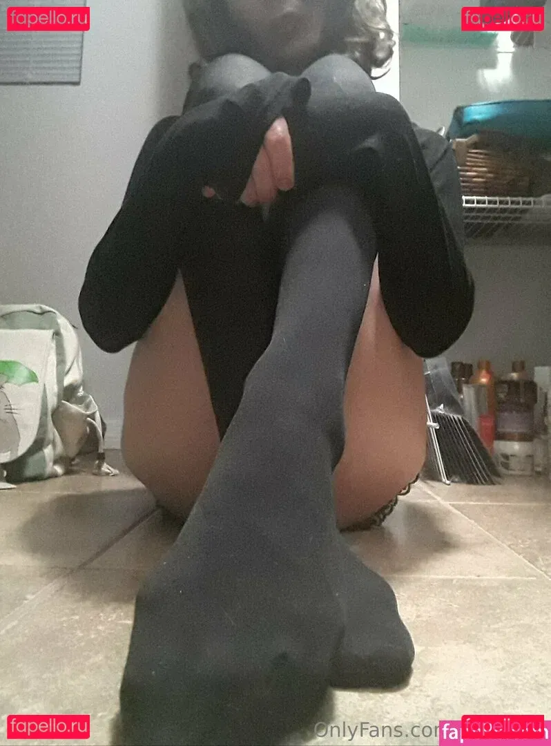 ukenicky Onlyfans Photo Gallery 