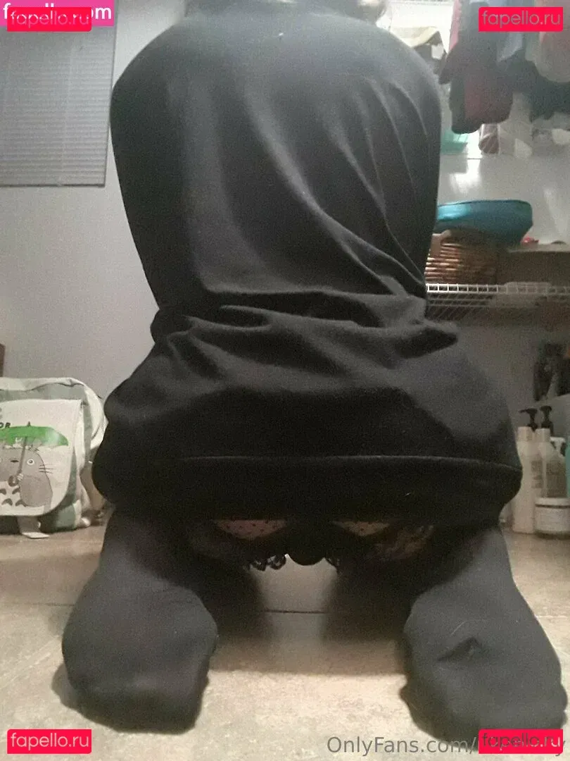 ukenicky Onlyfans Photo Gallery 