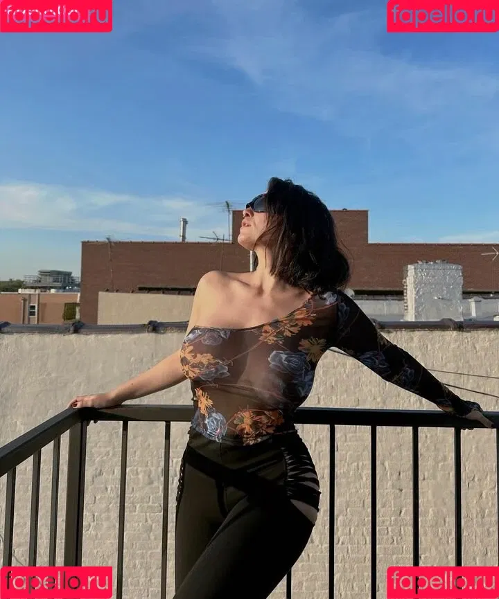 Lasirena69 Onlyfans Photo Gallery 