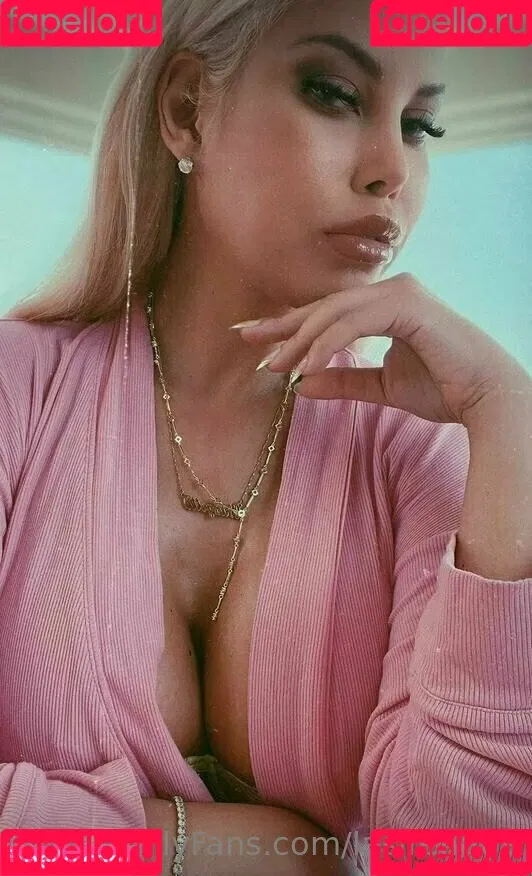 Lasirena69 Onlyfans Photo Gallery 