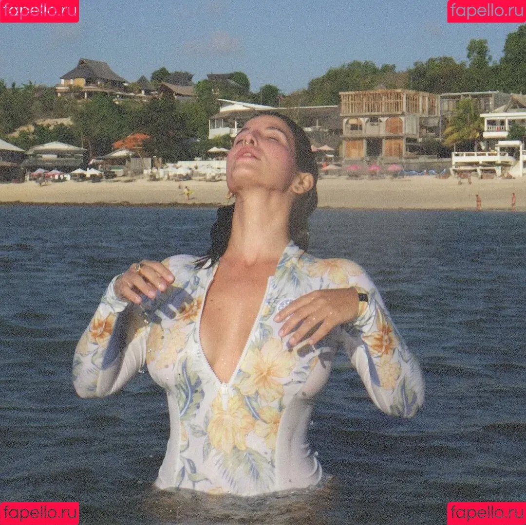 Lasirena69 Onlyfans Photo Gallery 