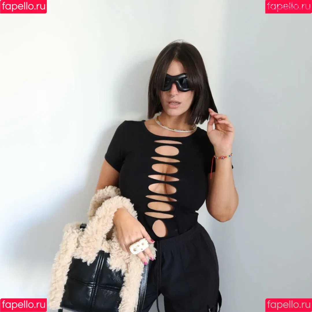 Lasirena69 Onlyfans Photo Gallery 