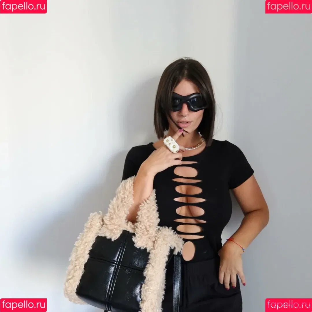Lasirena69 Onlyfans Photo Gallery 