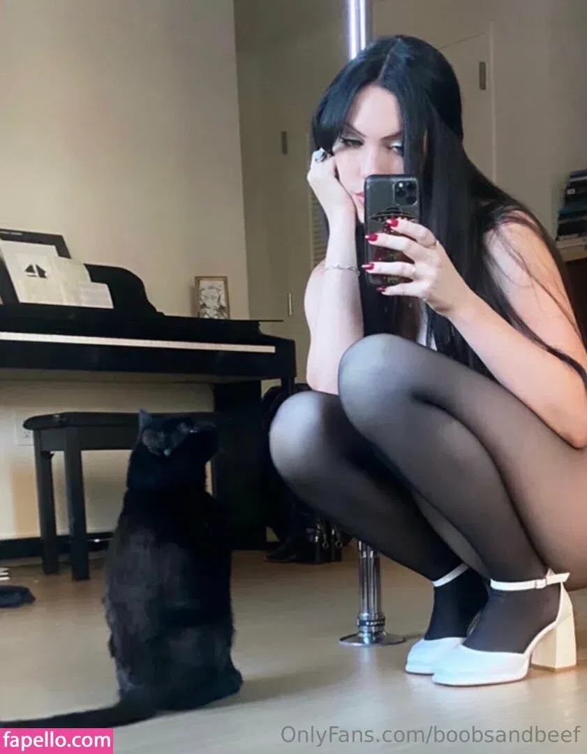 boobsandbeef Onlyfans Photo Gallery 