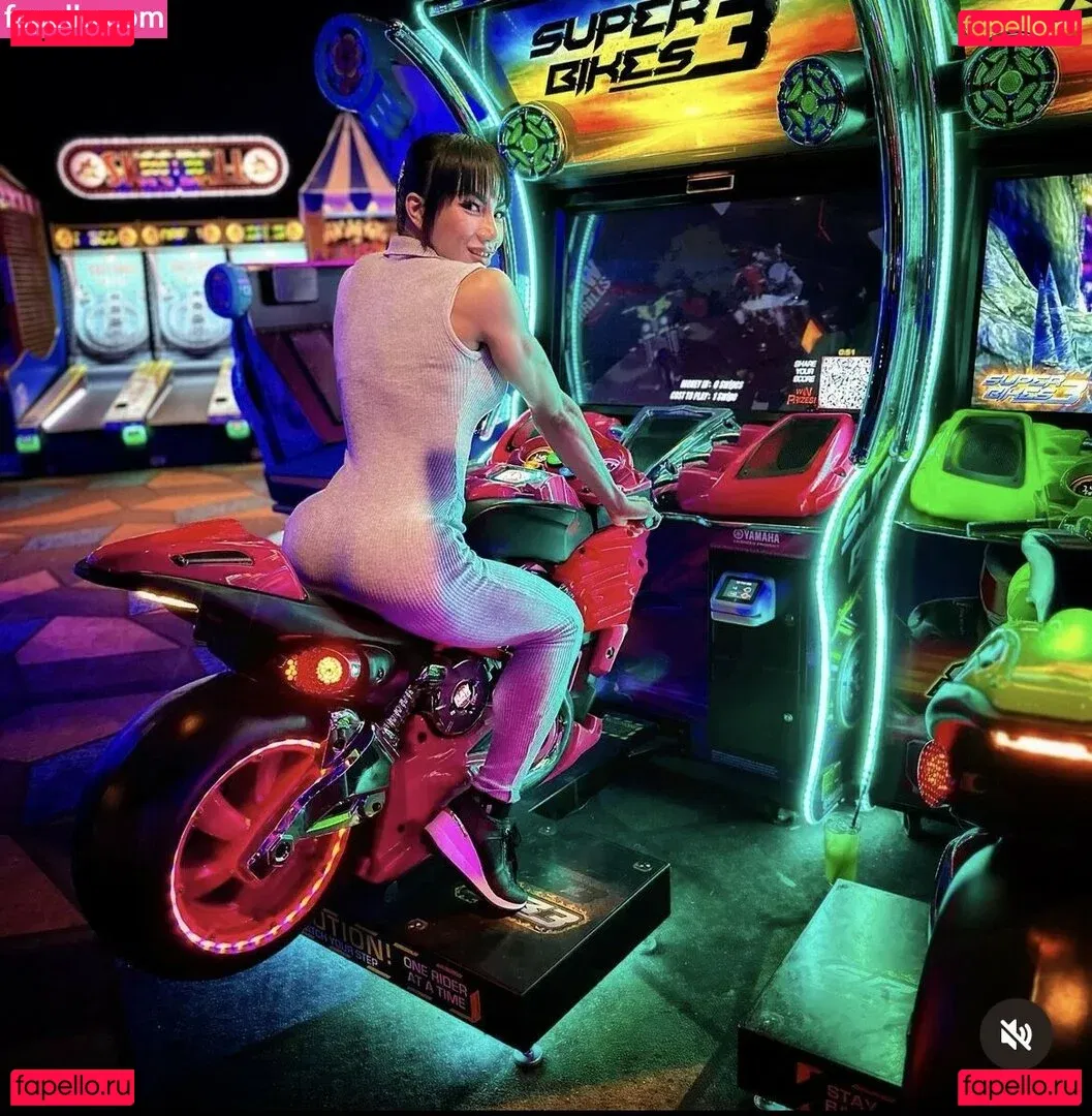 Tina Nguyen Onlyfans Photo Gallery 