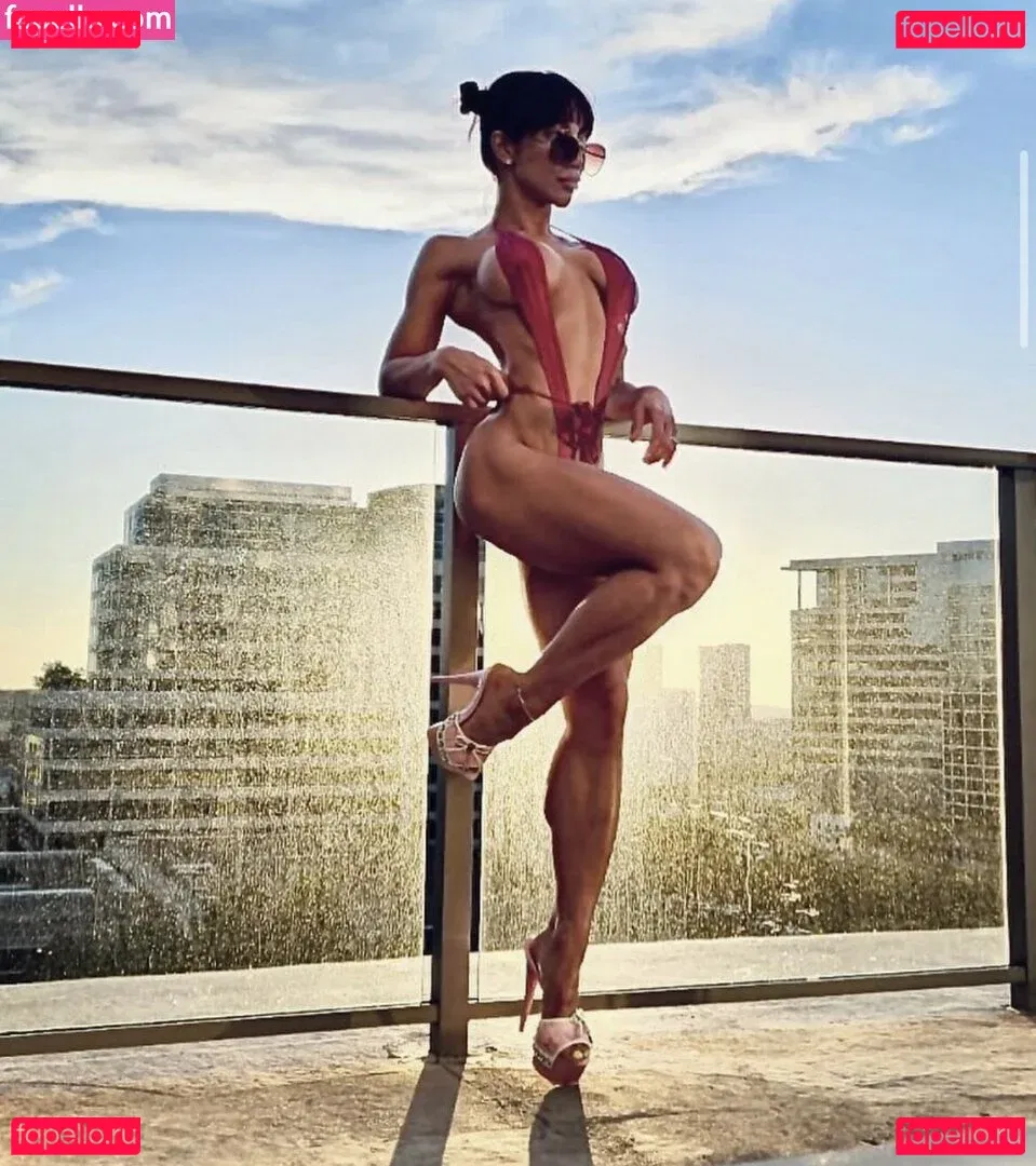 Tina Nguyen Onlyfans Photo Gallery 