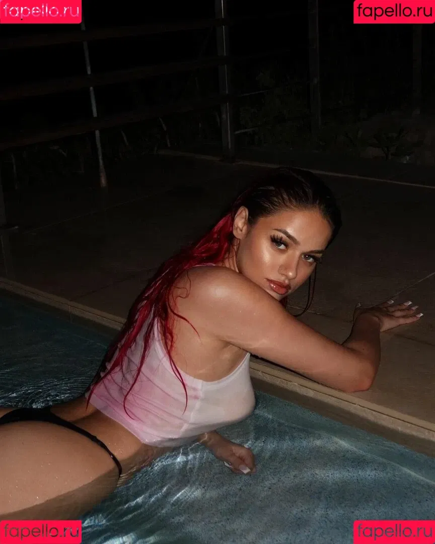 badmomzjay Onlyfans Photo Gallery 