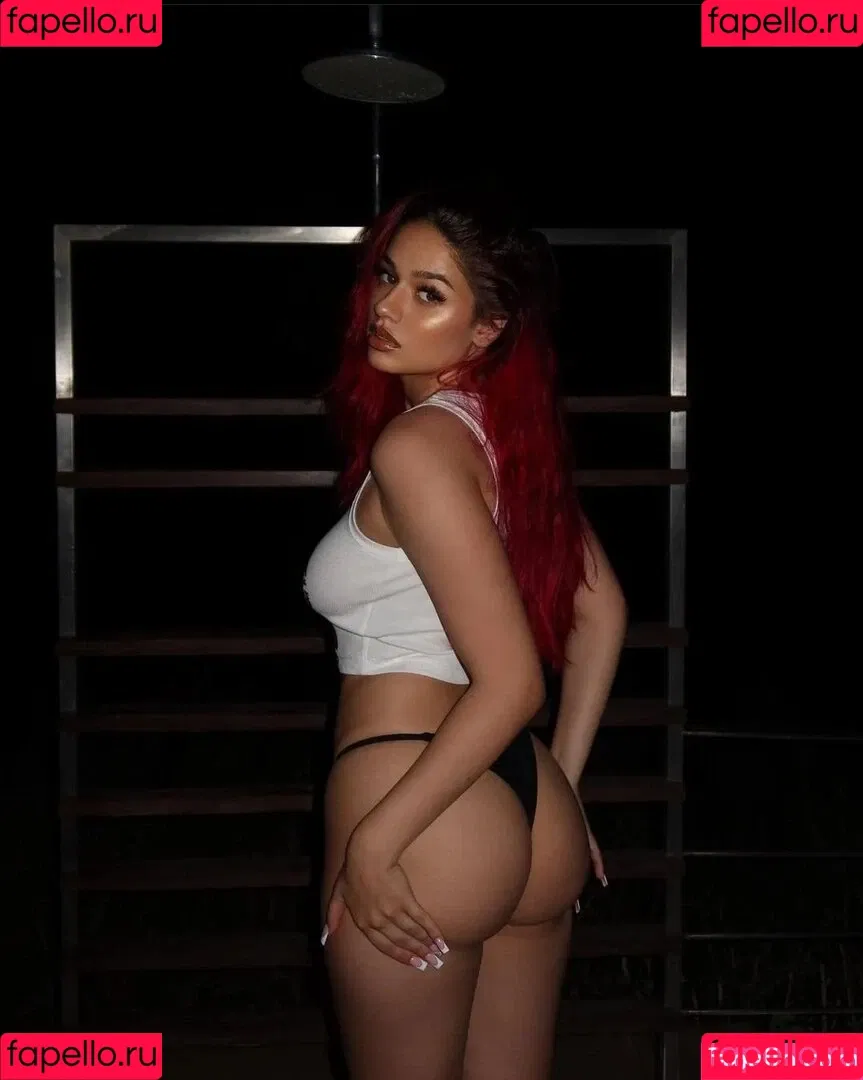 badmomzjay Onlyfans Photo Gallery 