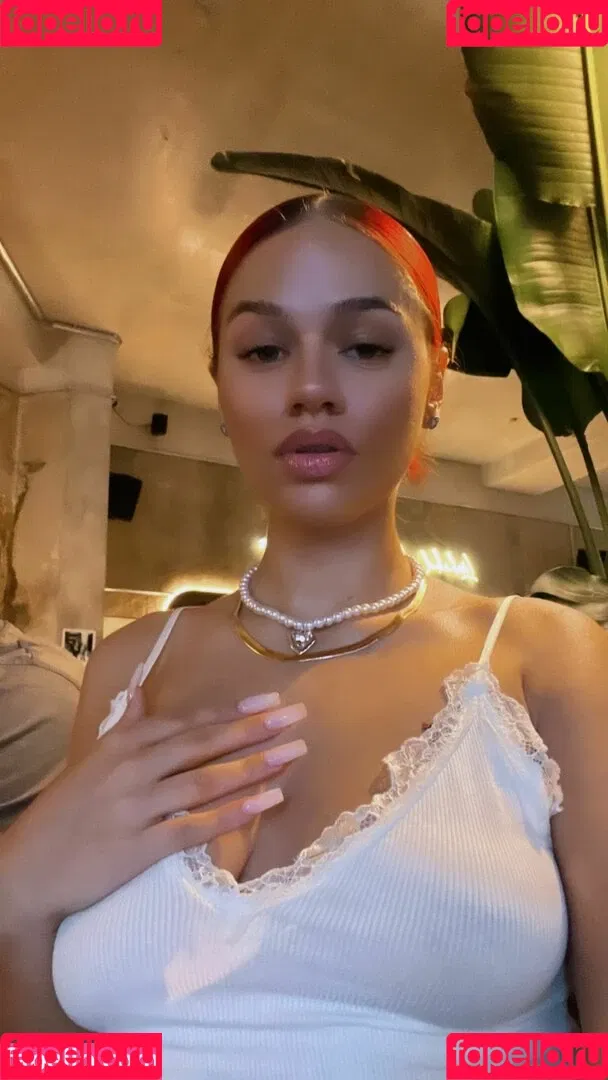 badmomzjay Onlyfans Photo Gallery 