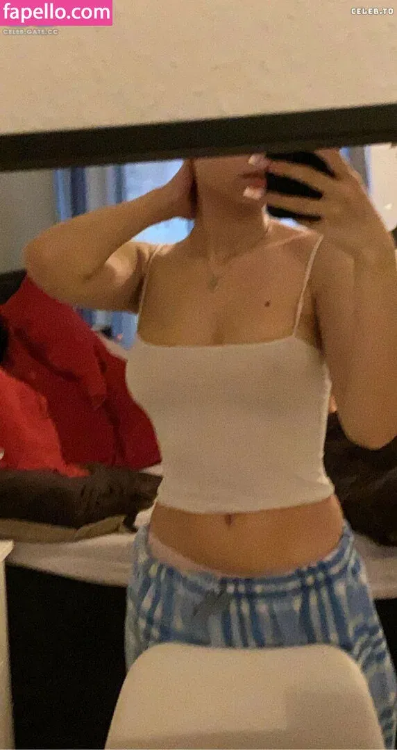 badmomzjay Onlyfans Photo Gallery 