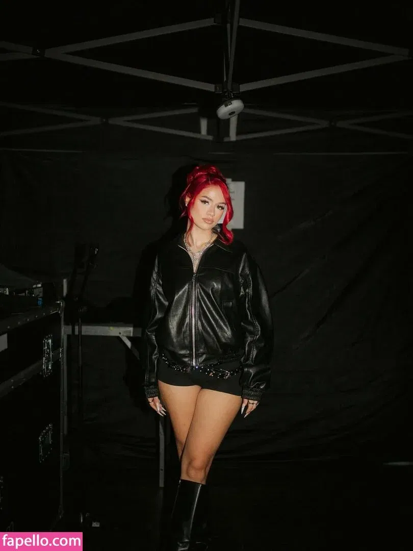 badmomzjay Onlyfans Photo Gallery 