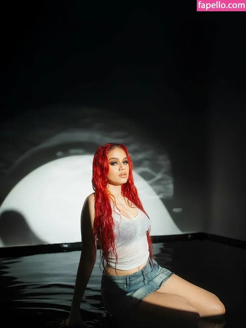 badmomzjay Onlyfans Photo Gallery 