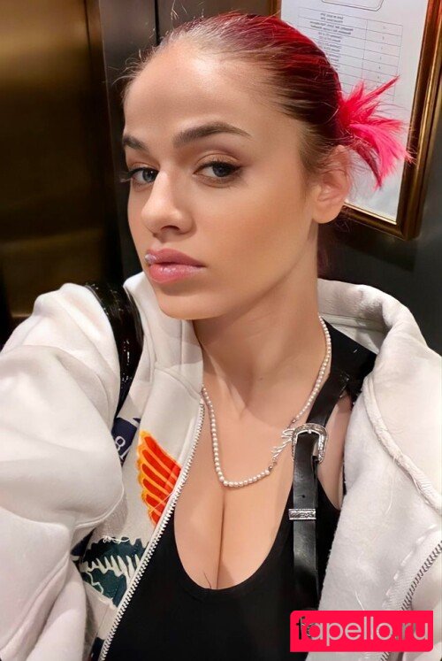 badmomzjay Onlyfans Photo Gallery 