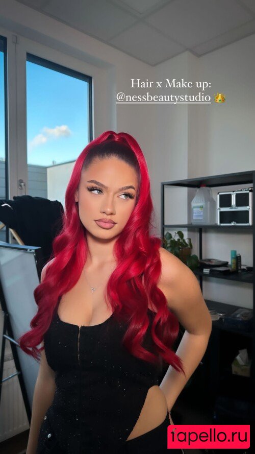 badmomzjay Onlyfans Photo Gallery 