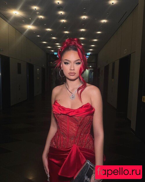 badmomzjay Onlyfans Photo Gallery 