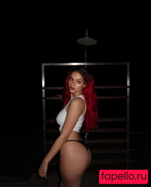 badmomzjay Onlyfans Photo Gallery 