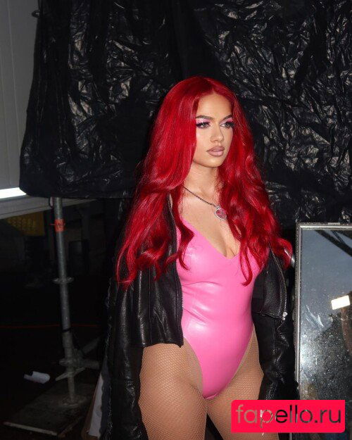 badmomzjay Onlyfans Photo Gallery 