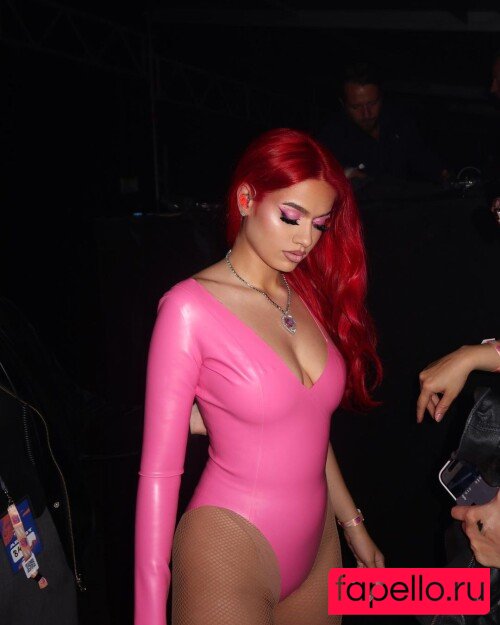 badmomzjay Onlyfans Photo Gallery 