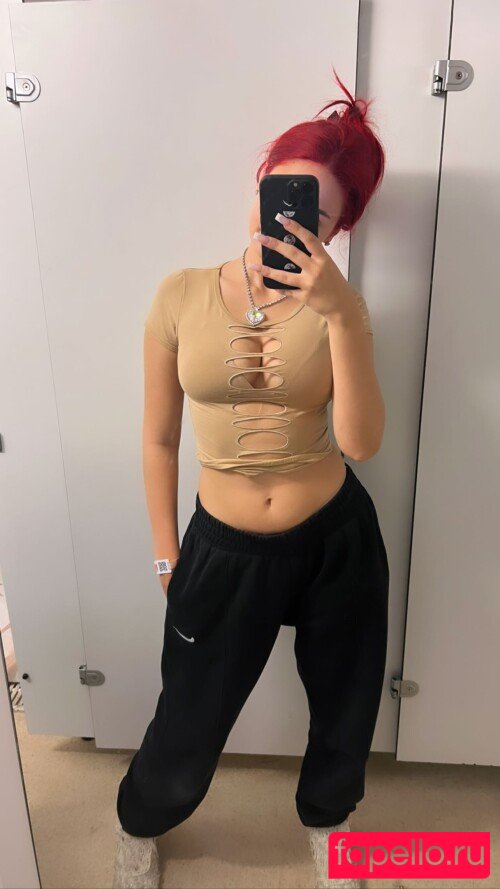 badmomzjay Onlyfans Photo Gallery 