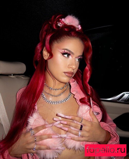 badmomzjay Onlyfans Photo Gallery 