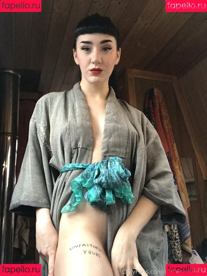 mmecissysubs Onlyfans Photo Gallery 