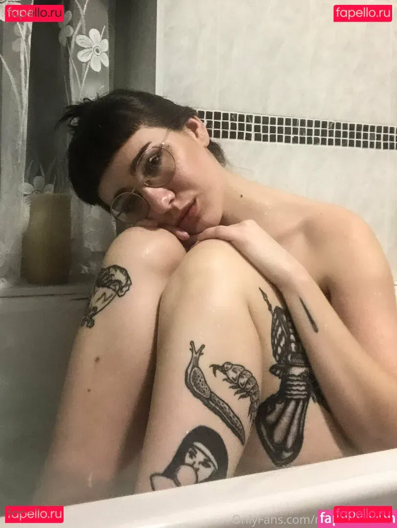 mmecissysubs Onlyfans Photo Gallery 