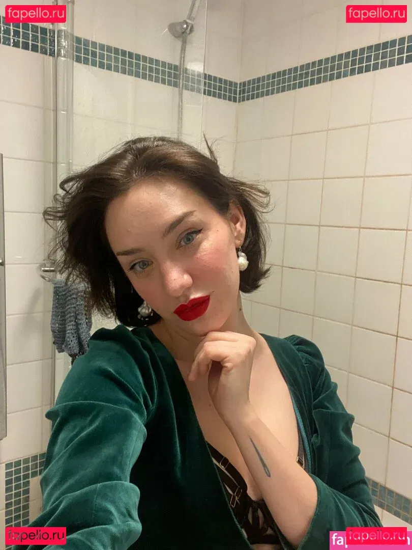 mmecissysubs Onlyfans Photo Gallery 