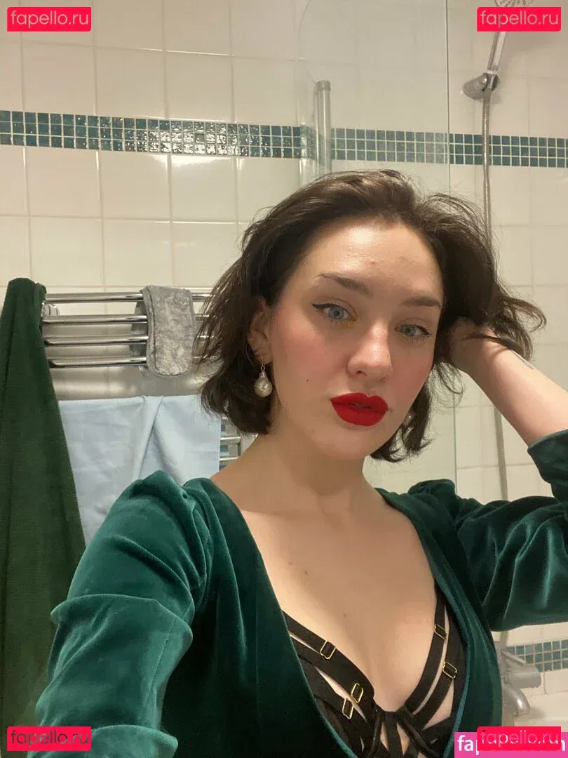 mmecissysubs Onlyfans Photo Gallery 