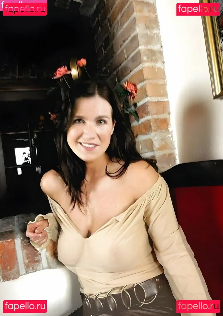 Susann Onlyfans Photo Gallery 