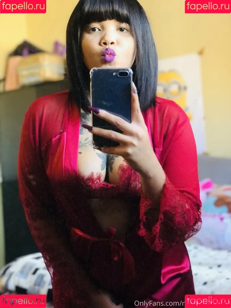 BootyMellow Onlyfans Photo Gallery 