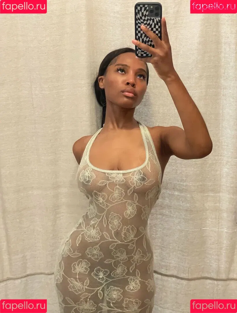 Quenlin Blackwell Onlyfans Photo Gallery 