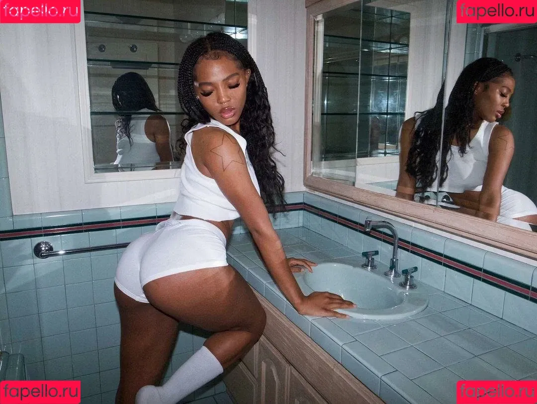 Quenlin Blackwell Onlyfans Photo Gallery 