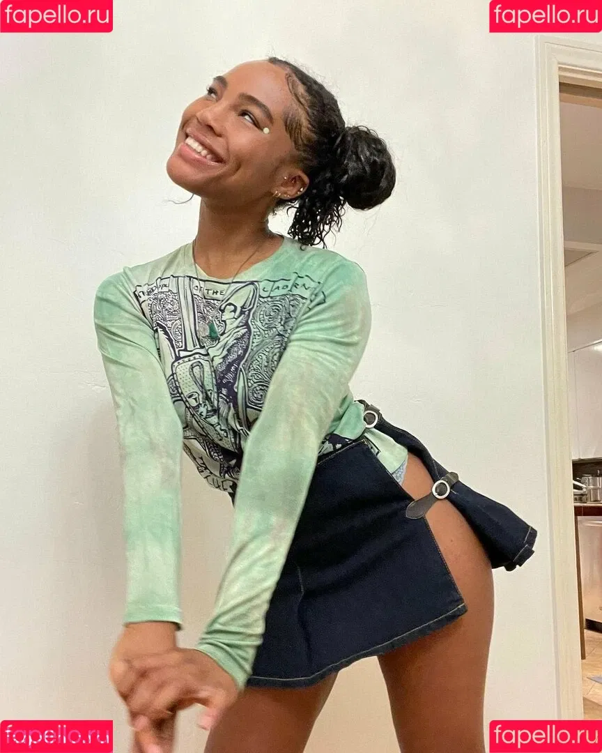 Quenlin Blackwell Onlyfans Photo Gallery 