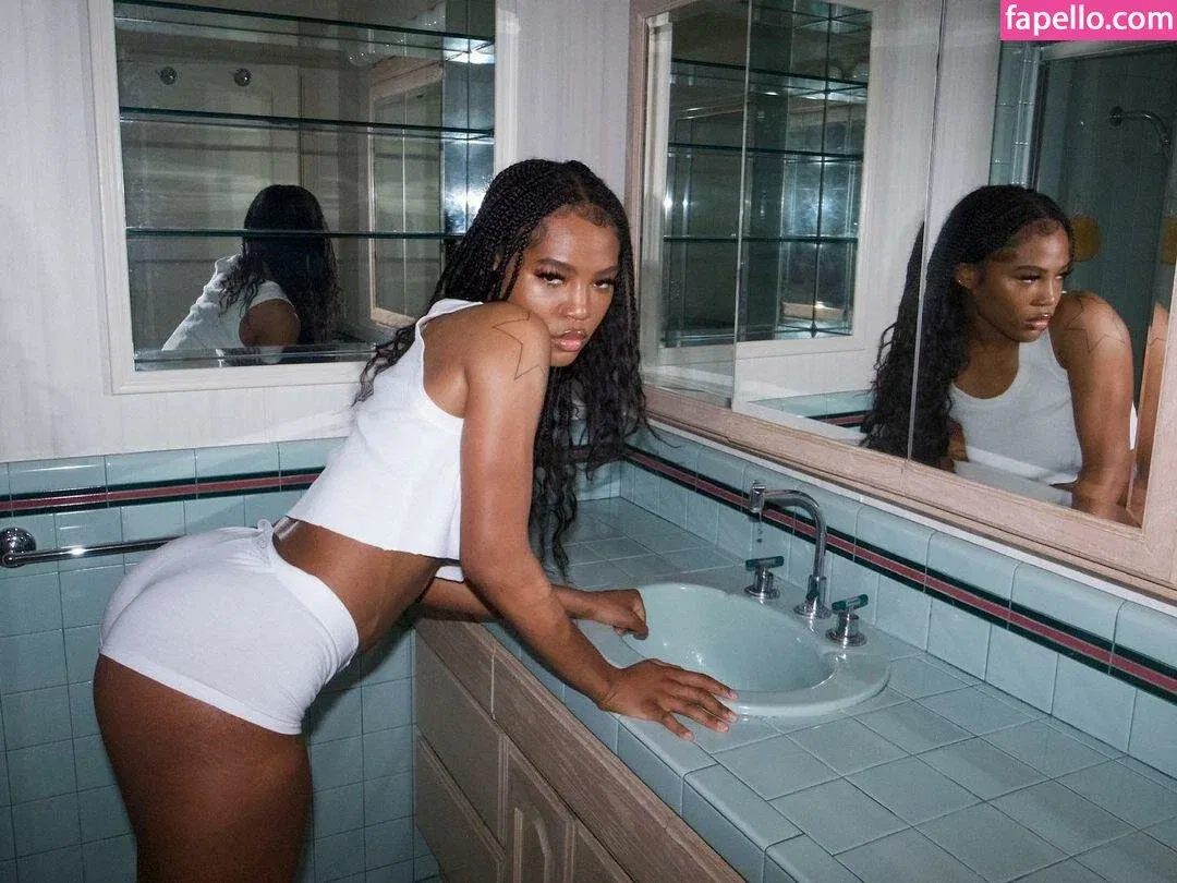 Quenlin Blackwell Onlyfans Photo Gallery 