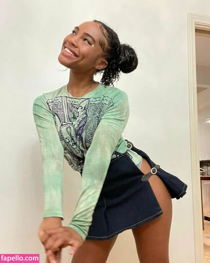 Quenlin Blackwell Onlyfans Photo Gallery 