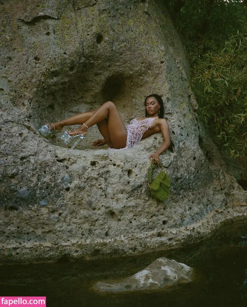 Quenlin Blackwell Onlyfans Photo Gallery 