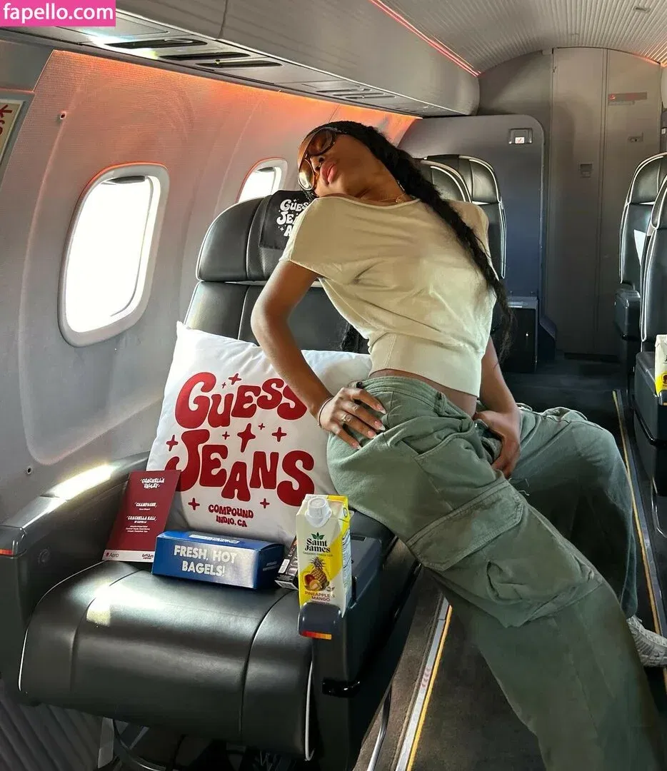 Quenlin Blackwell Onlyfans Photo Gallery 