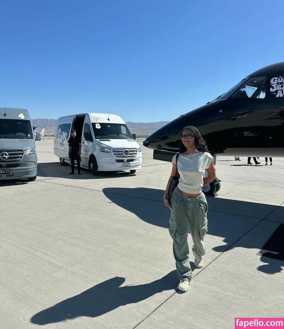 Quenlin Blackwell Onlyfans Photo Gallery 