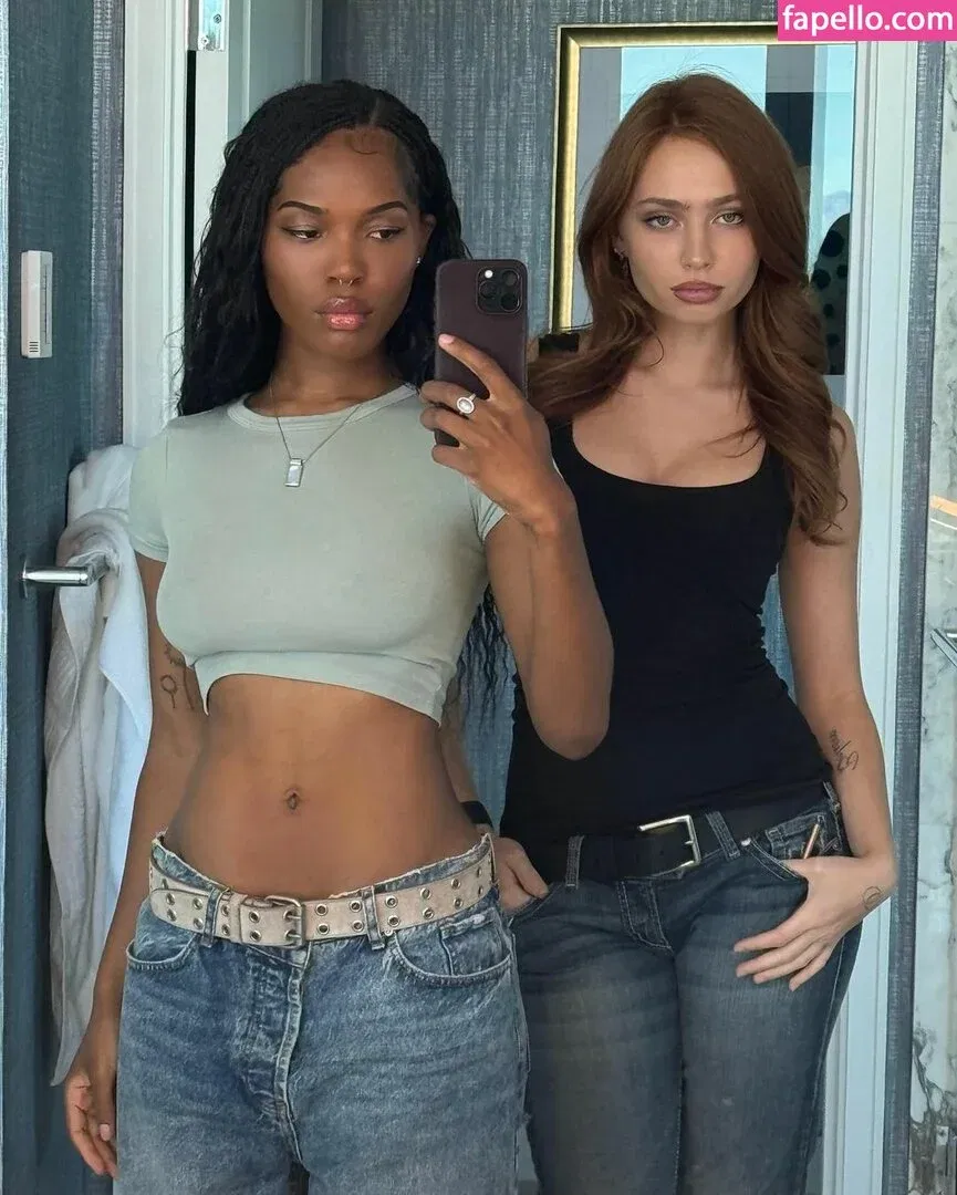 Quenlin Blackwell Onlyfans Photo Gallery 