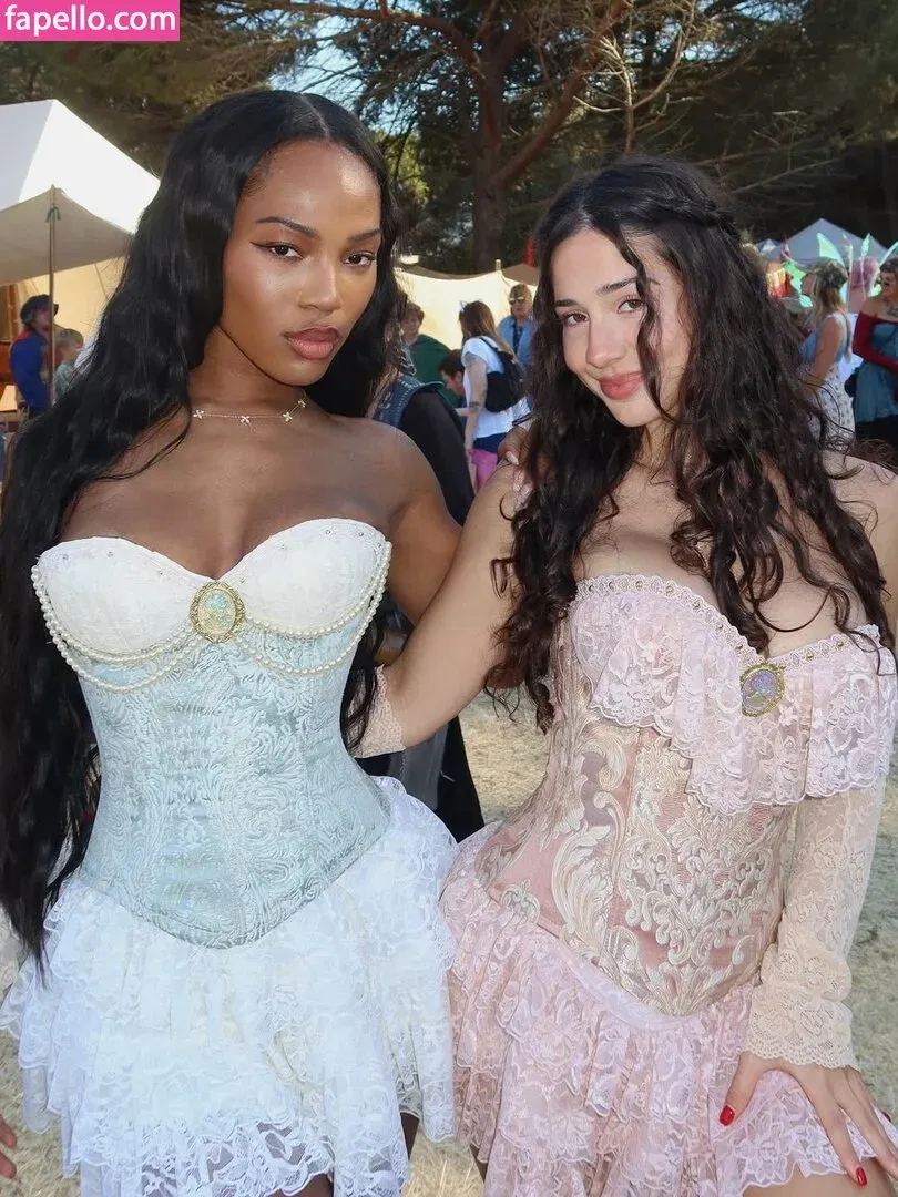 Quenlin Blackwell Onlyfans Photo Gallery 