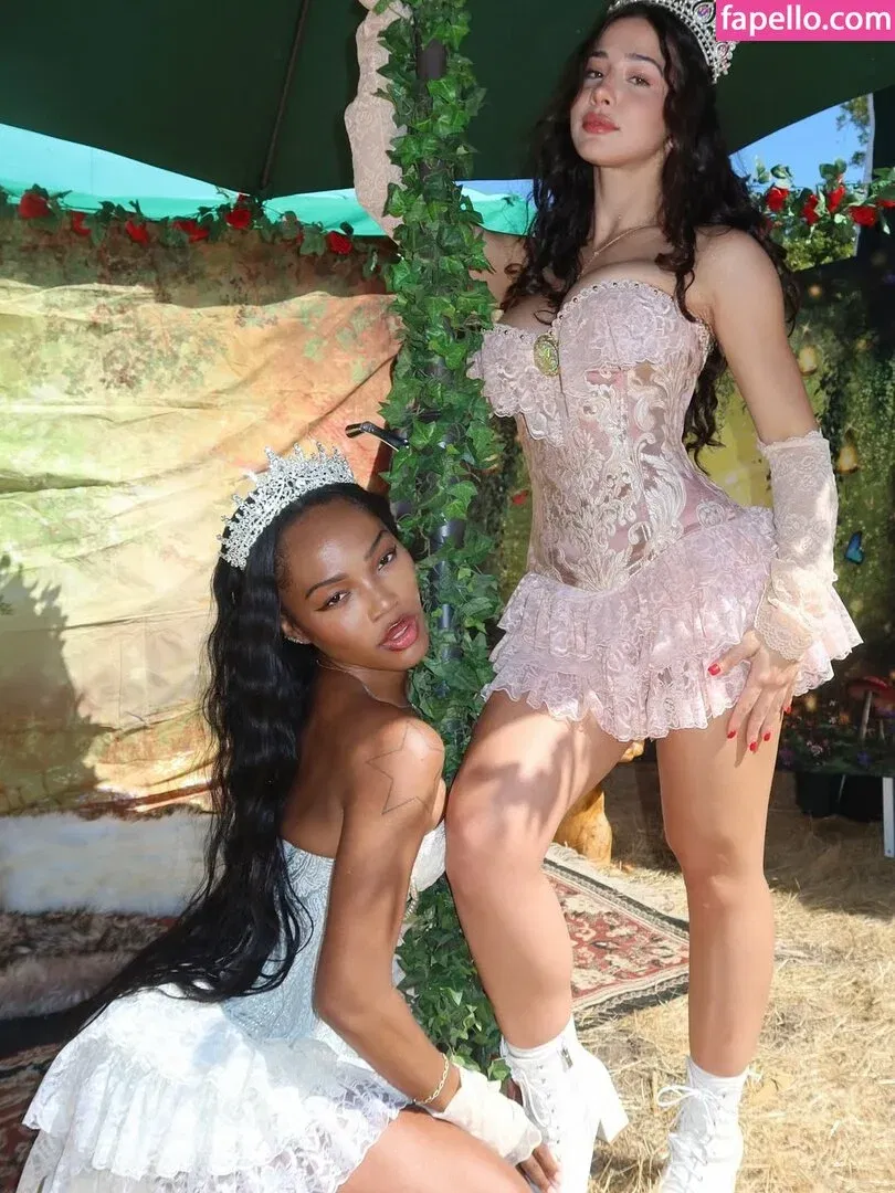 Quenlin Blackwell Onlyfans Photo Gallery 