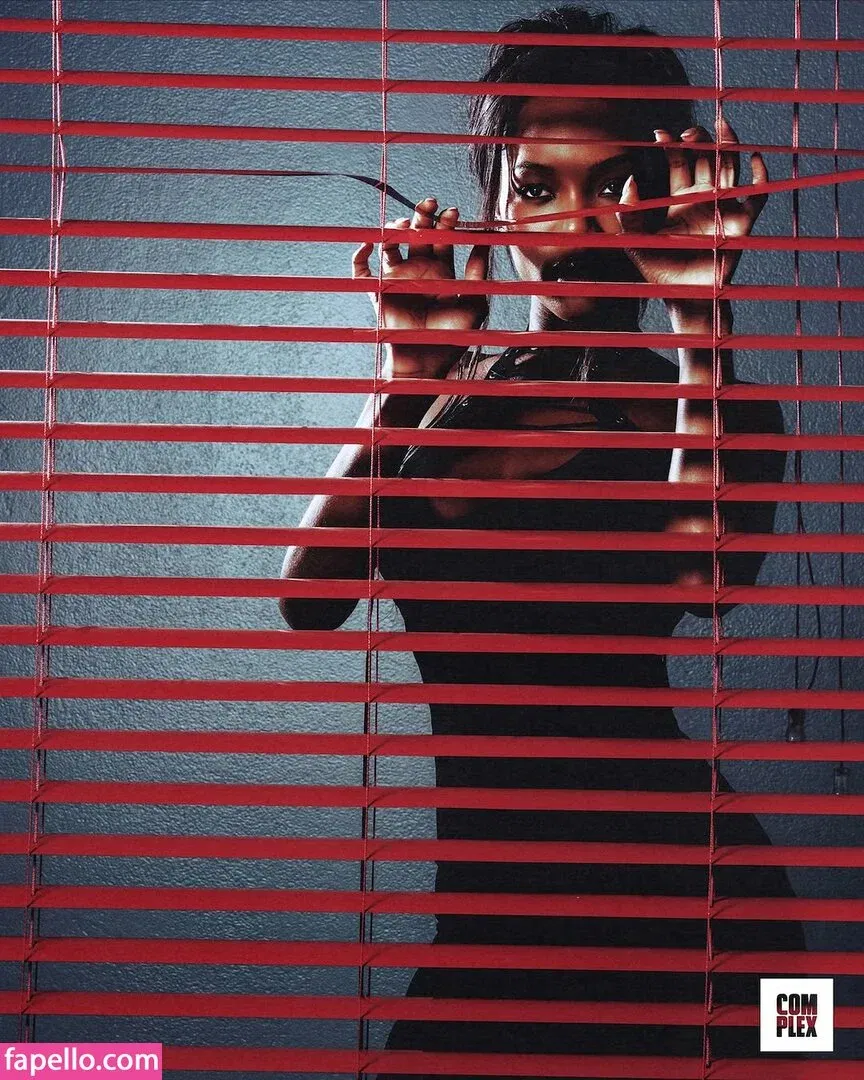 Quenlin Blackwell Onlyfans Photo Gallery 