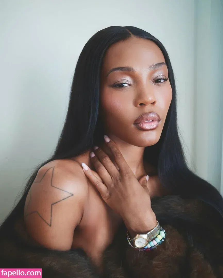 Quenlin Blackwell Onlyfans Photo Gallery 