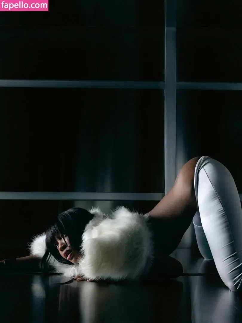 Quenlin Blackwell Onlyfans Photo Gallery 